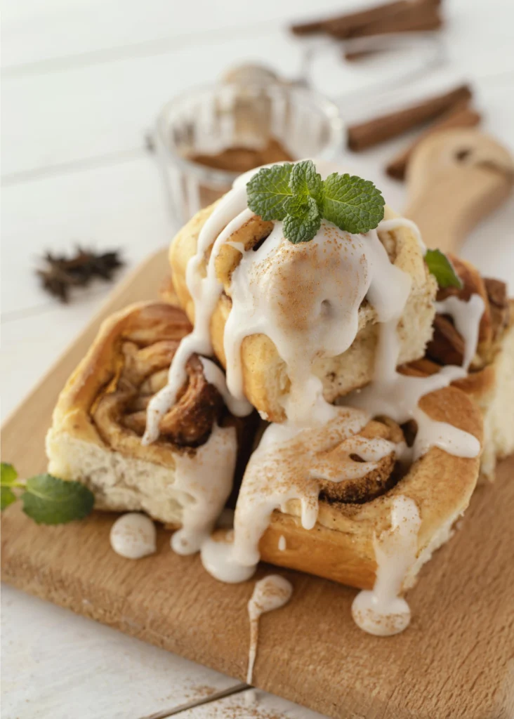 Cinnamon Roll French Toast Roll-Ups